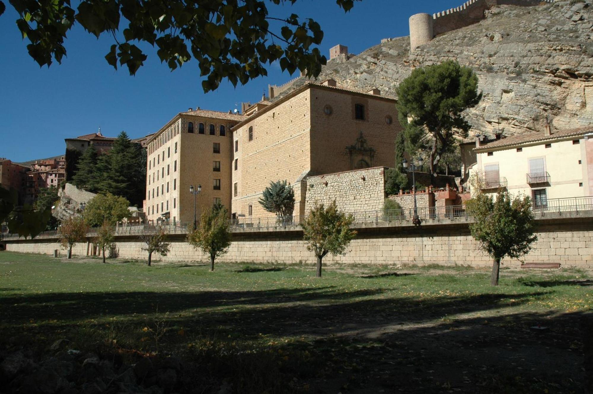 Hotel Arabia Albarracin Exterior photo