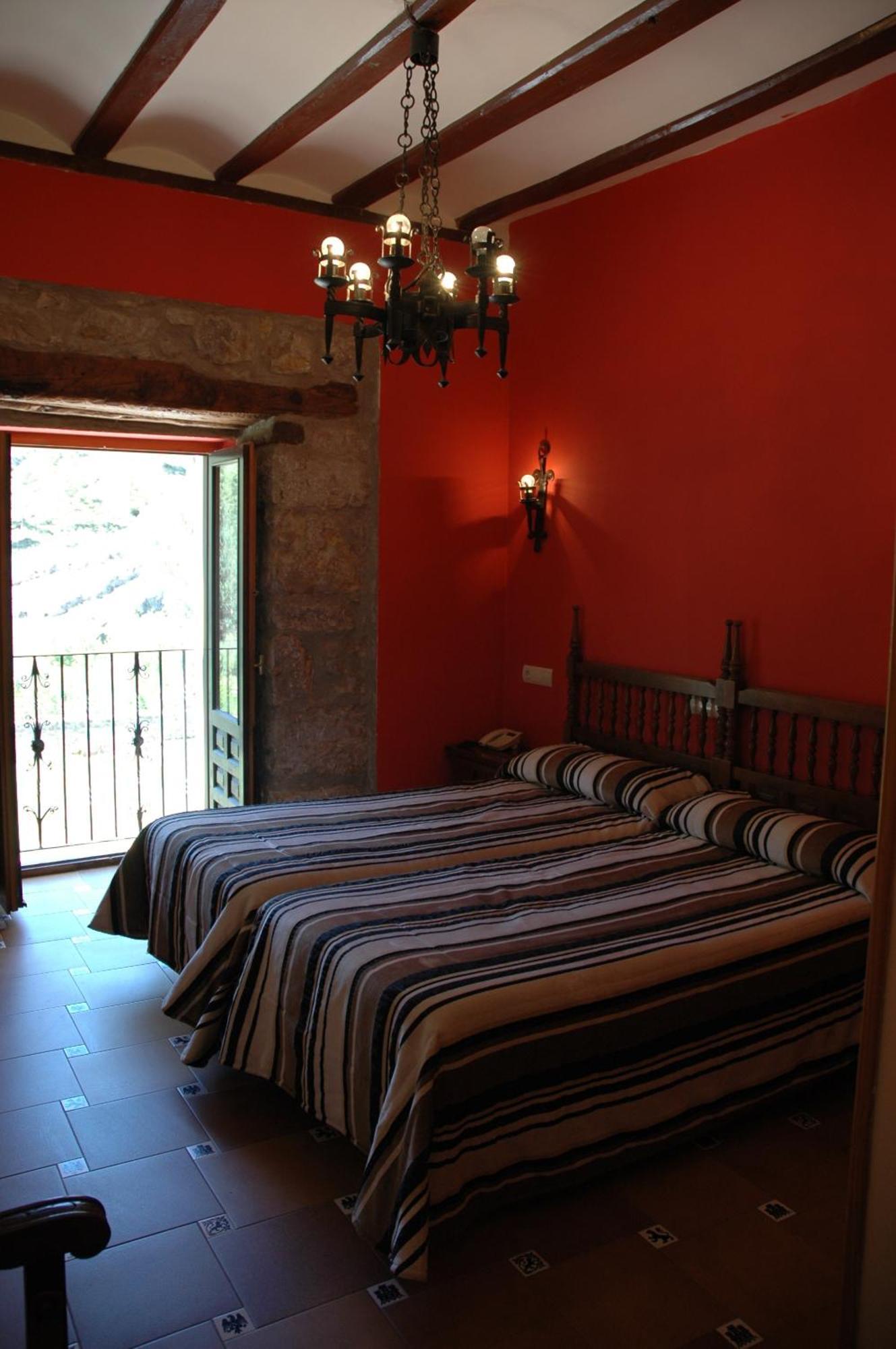 Hotel Arabia Albarracin Exterior photo