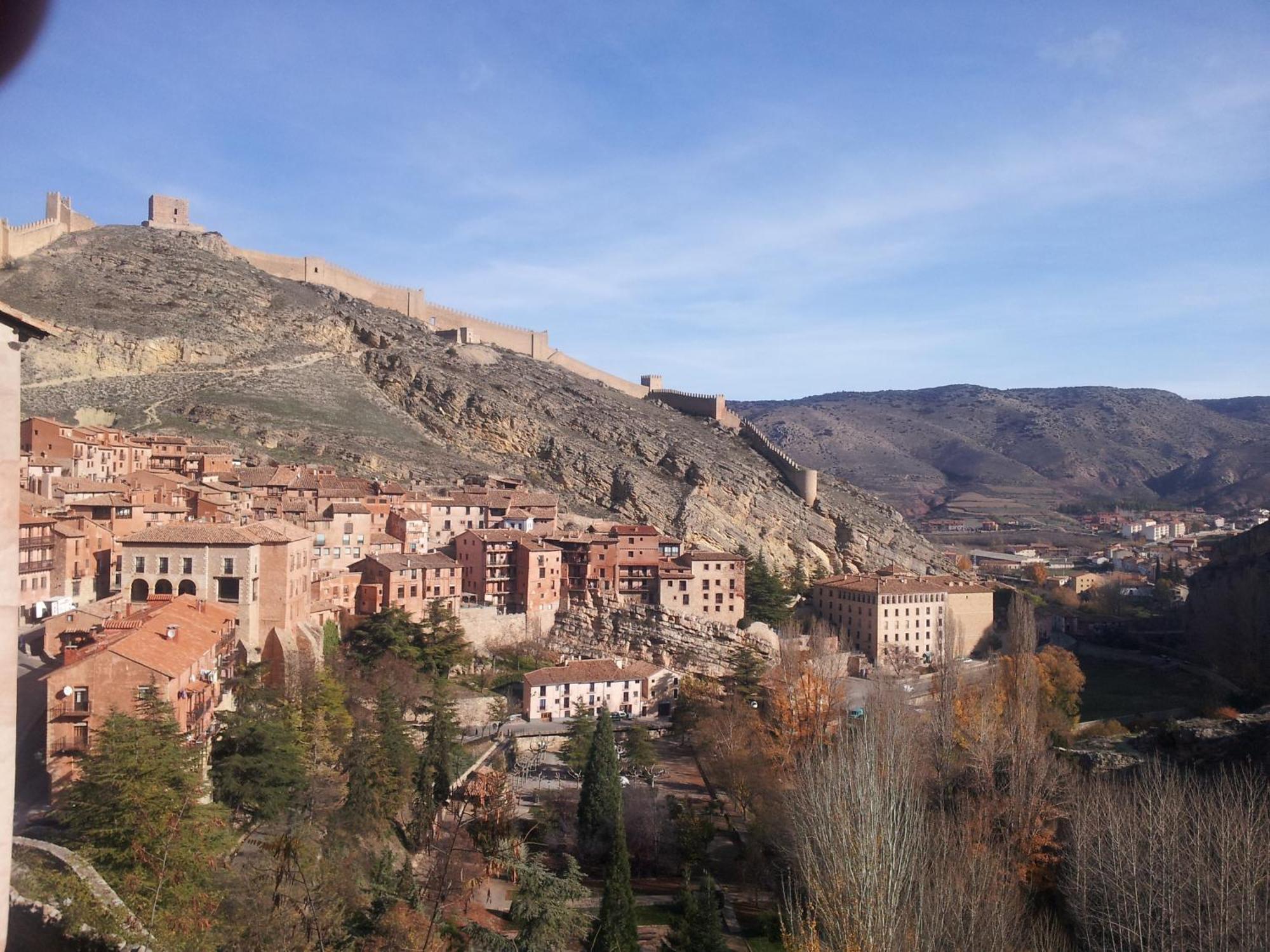 Hotel Arabia Albarracin Exterior photo